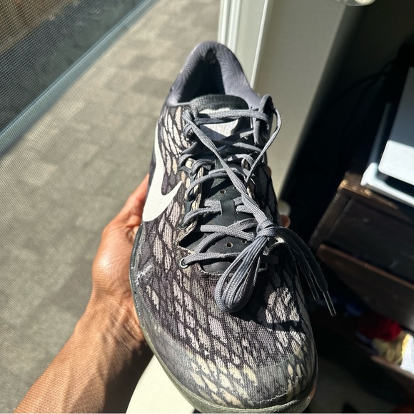 Kobe 8 Nike is size 12.5 - Picture 3 of 11